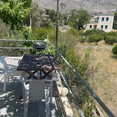 Panormos-nice With Row Of Trees شقة